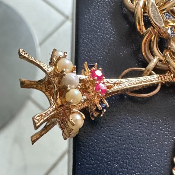 1940s Antique 14 K. Gold Charm Braclet - Picture 8 of 9